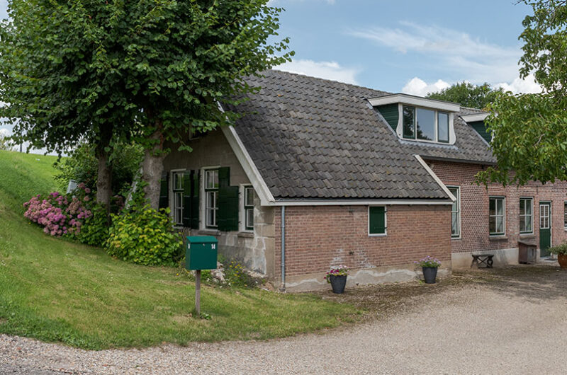 Woonboerderij in het buurtschap Liesveld