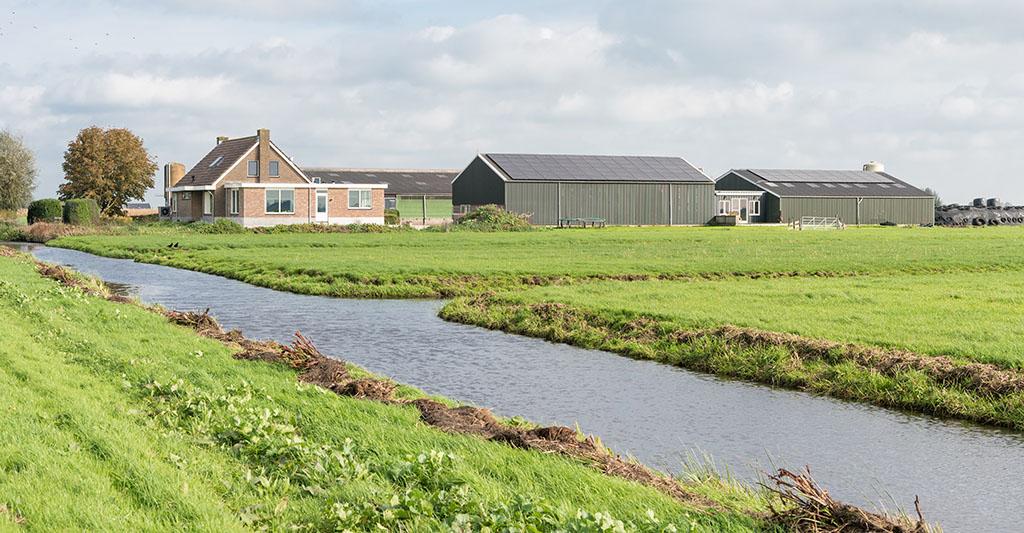 Middenpolderweg in Streefkerk