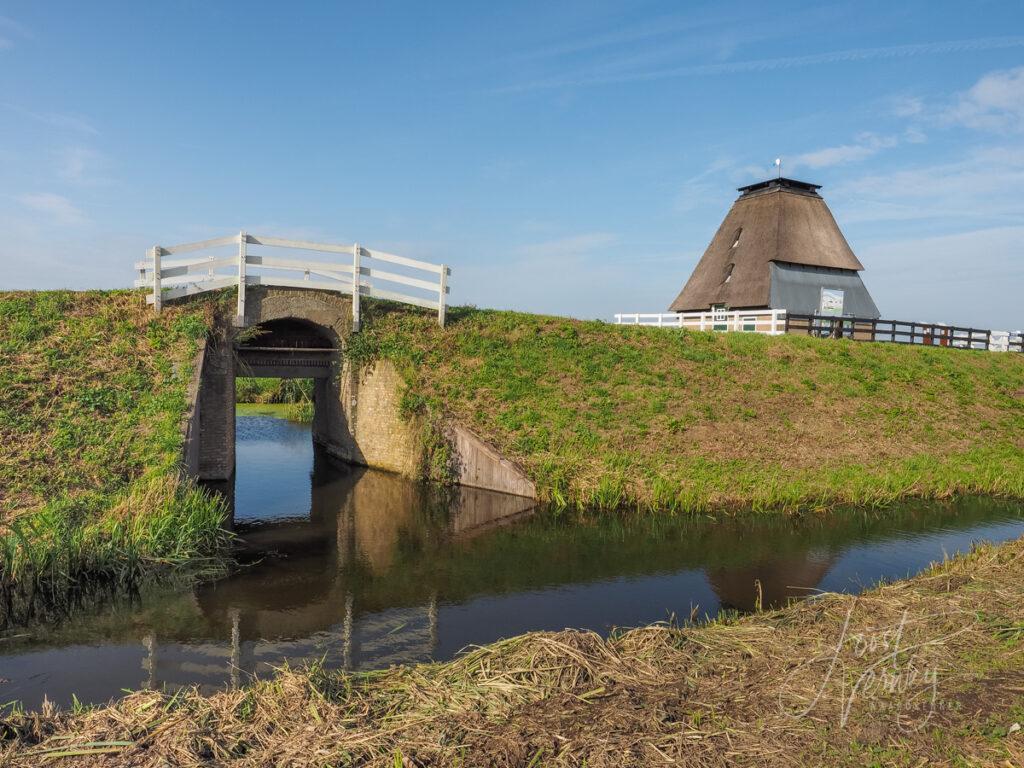 Sluis met Hoge Tiendwegmolen