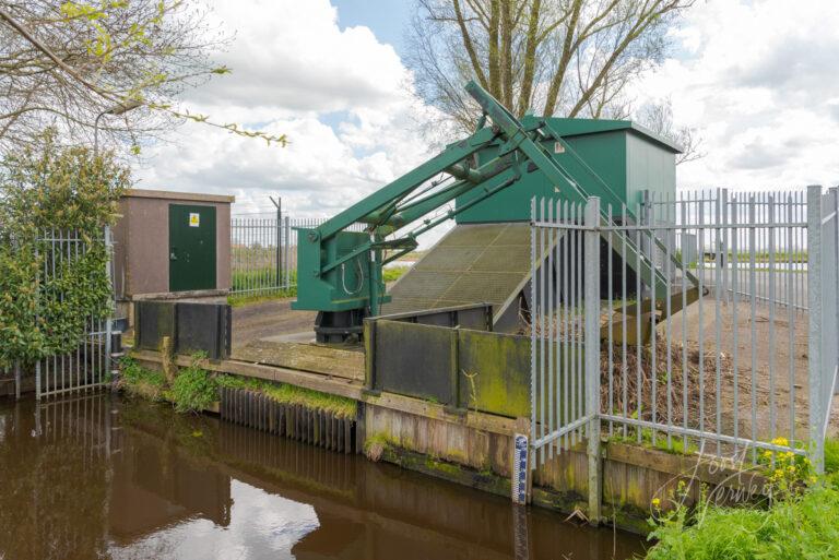 Poldergemaal bij de Middenpolderweg in Streefkerk