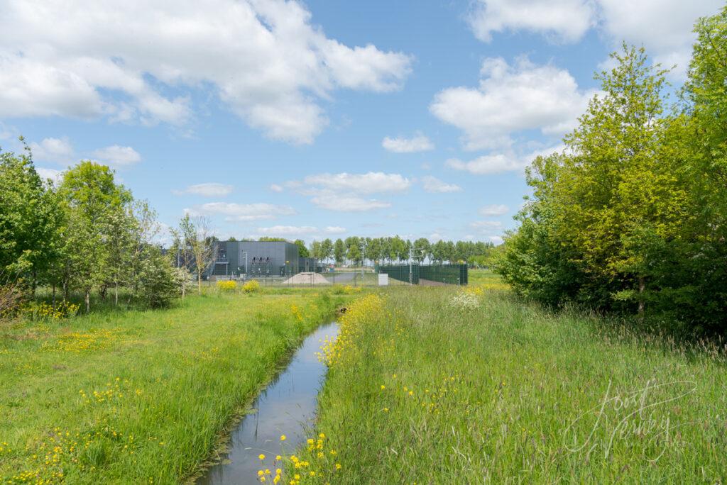 Doorkijkje in wandelgebied bij gasstation